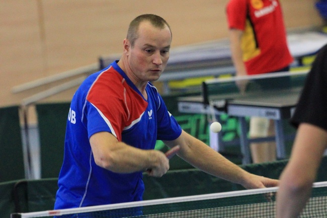 Алексей Скоморохов - лучший угличский теннисист в группе мужчин на Рождественском турнире 2014