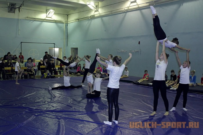 Классификационные соревнования по спортивной акробатике